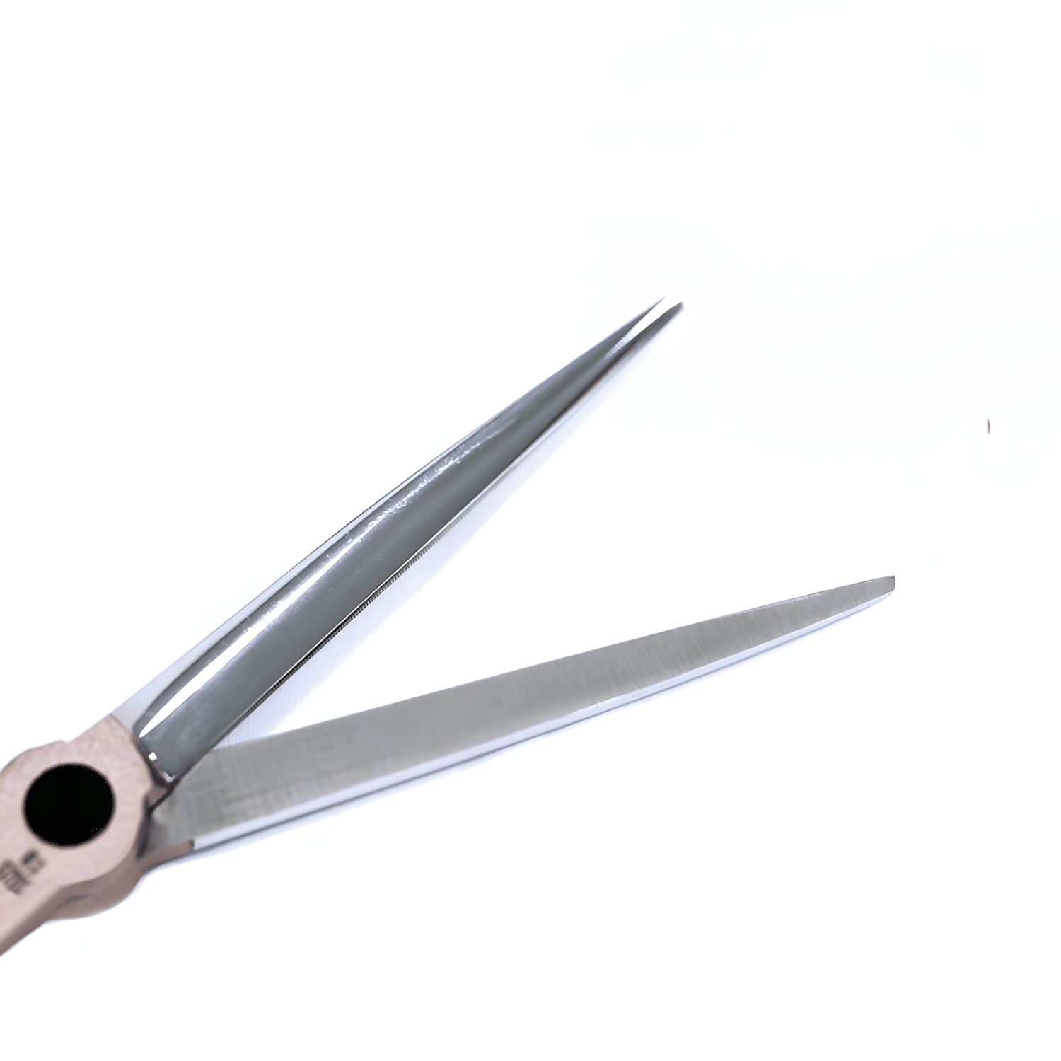 Tijera Microdentada 5.5" Corte Fijo  Llan 2